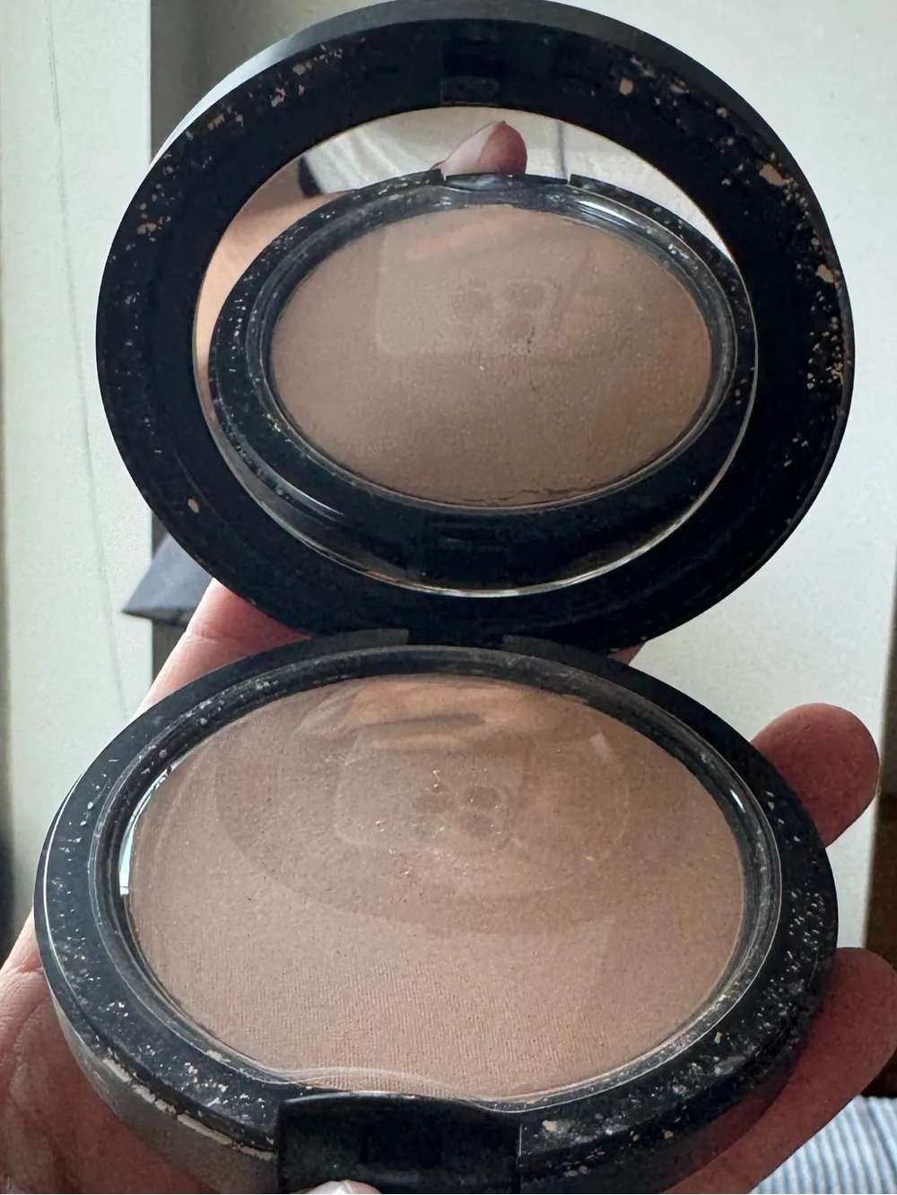 MAC Studio Fix Powder Plus Foundation NW5